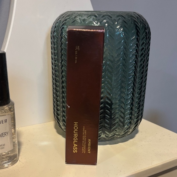 Hourglass Teal Textured Vase - Picture 1 of 1